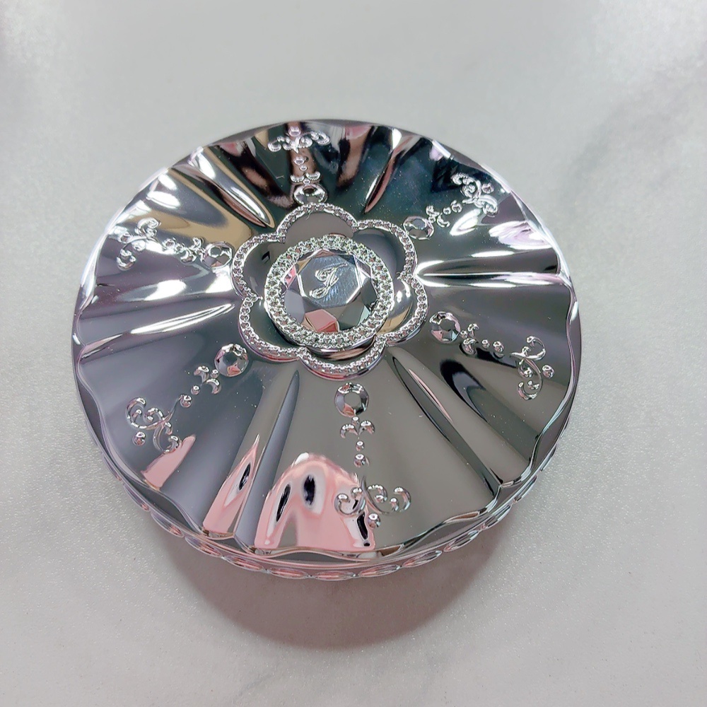 ジルスチュアート　パステルペタル ブラッシュ 106 ribbon party（限定色）/JILL STUART/パウダーチークを使ったクチコミ（2枚目）