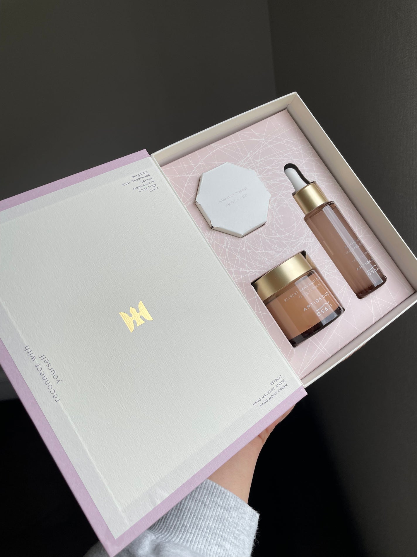 オサジ リトリート ハンド コレクション ARTIDA OUD【数量限定】/OSAJI/その他キットセットを使ったクチコミ(3枚目)