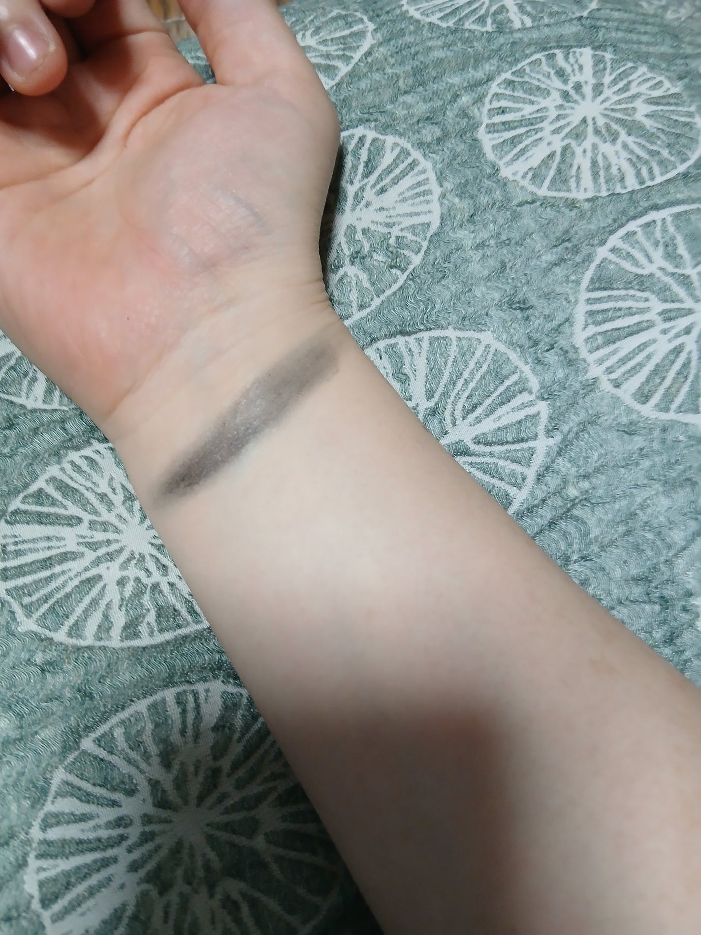 まゆ on LIPS 「リピなしコスメ❌KATEザアイカラーSG610KATEを黒アイ..」(1枚目)