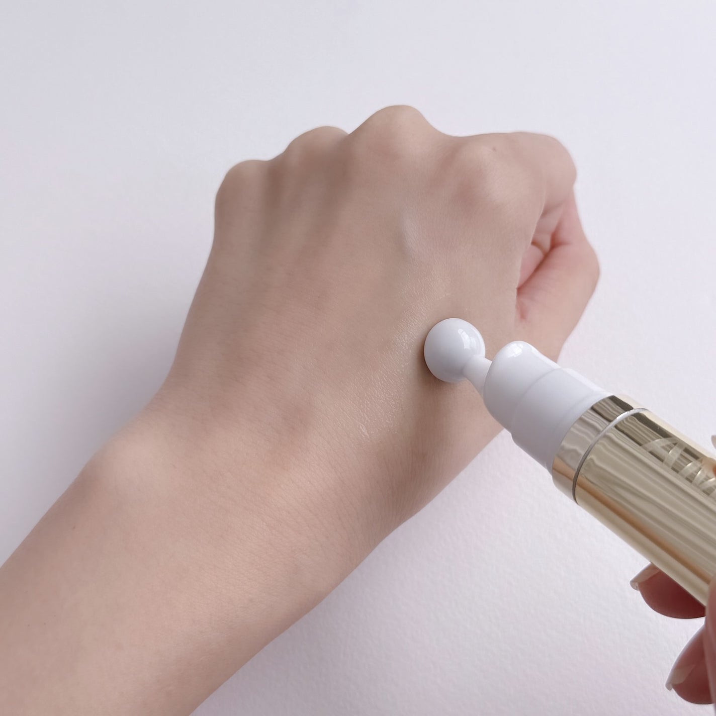 インテンシブリフティングアンプルスティック/ISOI/アイケア・アイクリームを使ったクチコミ(4枚目)