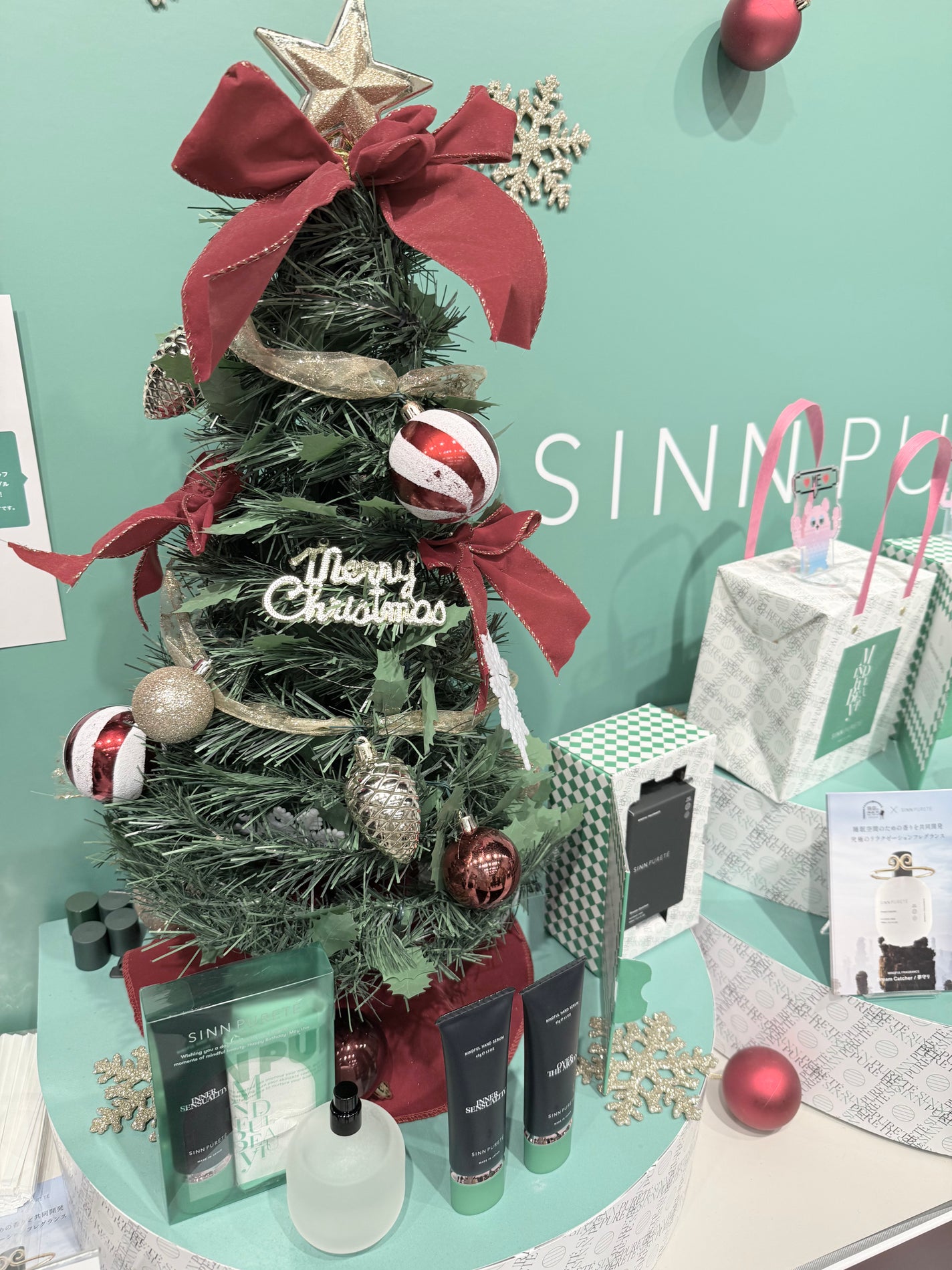 みうく밀크🍼フォロバ on LIPS 「ロフトのベストコスメ&ホリデーギフト2025に行ってきたよ🎄✨..」(3枚目)