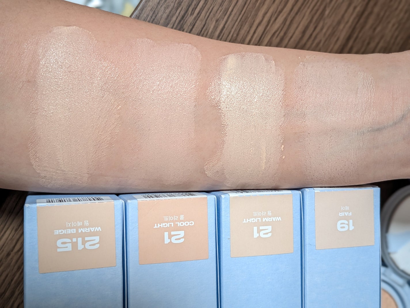 ウォーターレイヤーフィットクッション/ABOUT TONE/クッションファンデーションを使ったクチコミ(5枚目)