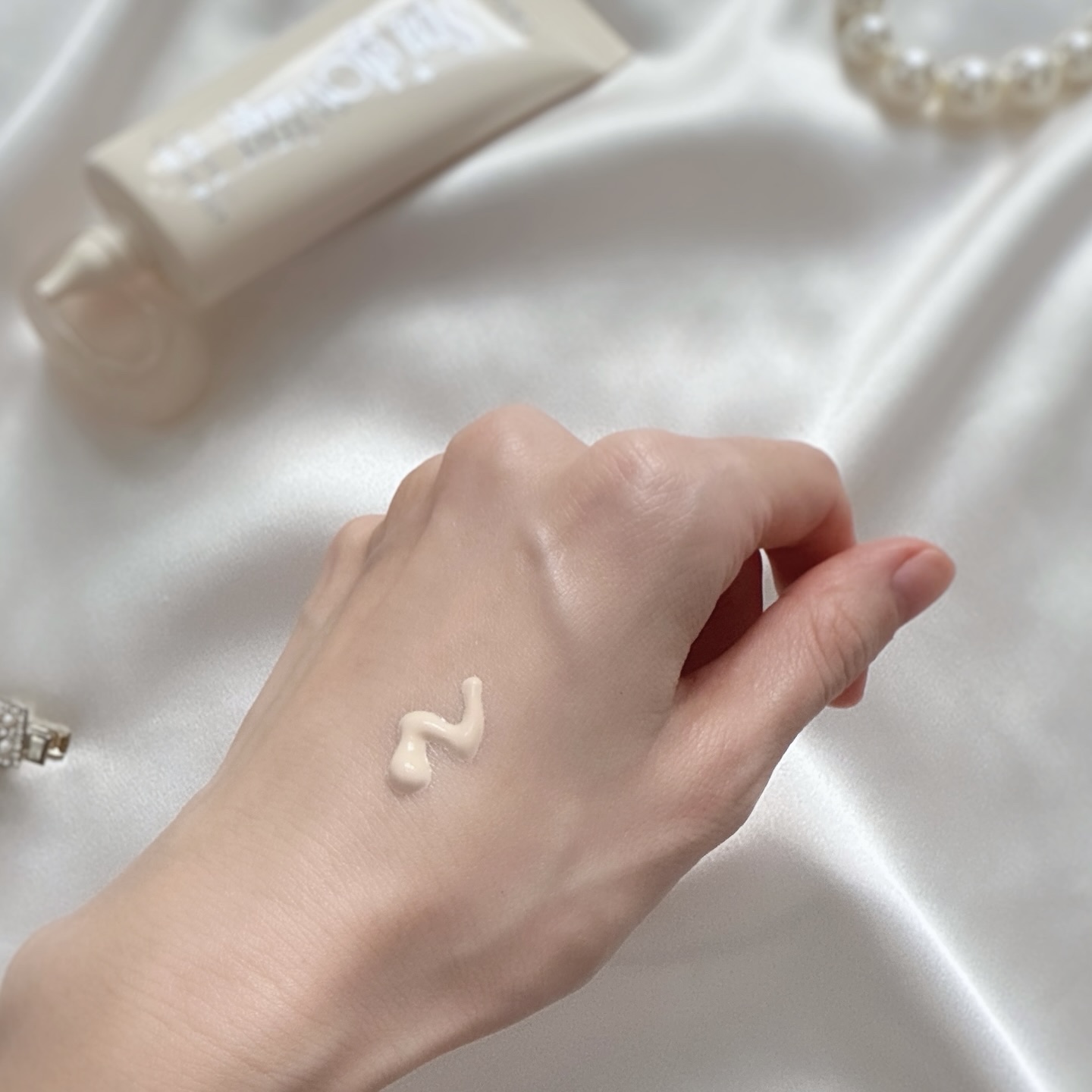 スパグロウUVトーンアップベース/fwee/化粧下地を使ったクチコミ（3枚目）