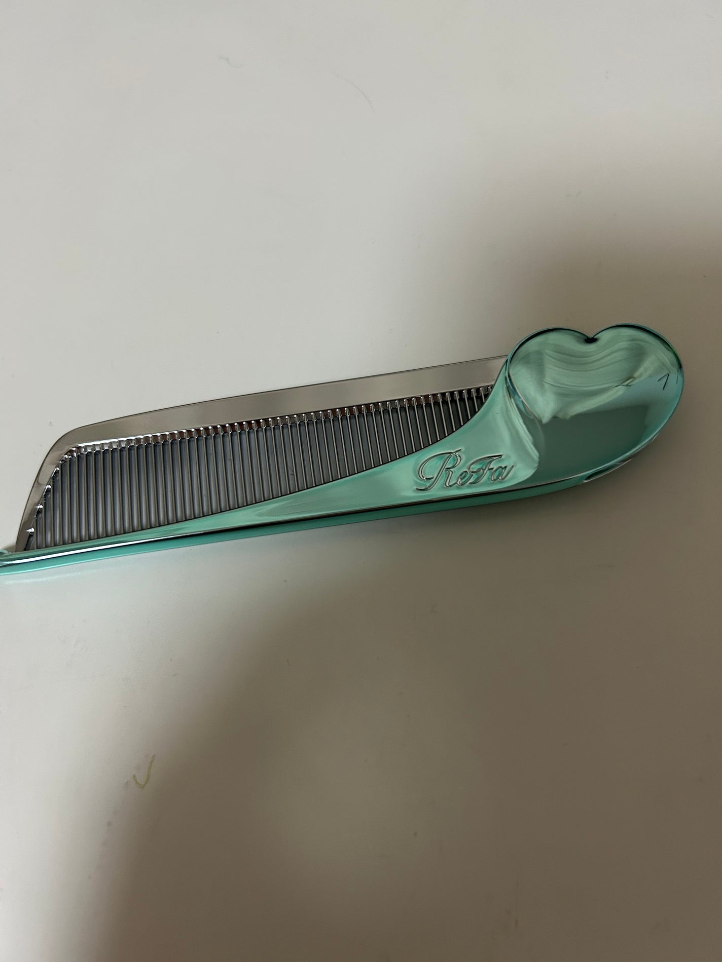 リファハートコーム アイラ/ReFa/ヘアコームを使ったクチコミ(2枚目)