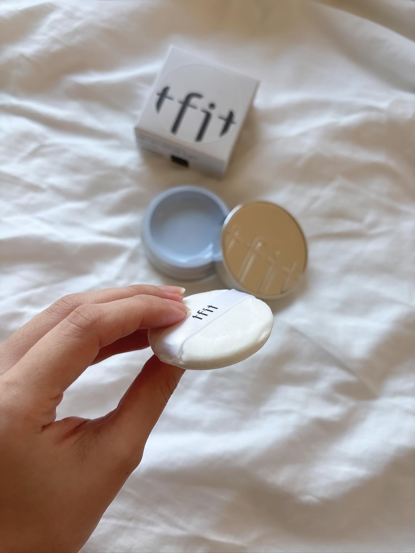 トランスルーセントセットエッセンシャルパウダー/TFIT/ルースパウダーを使ったクチコミ（3枚目）