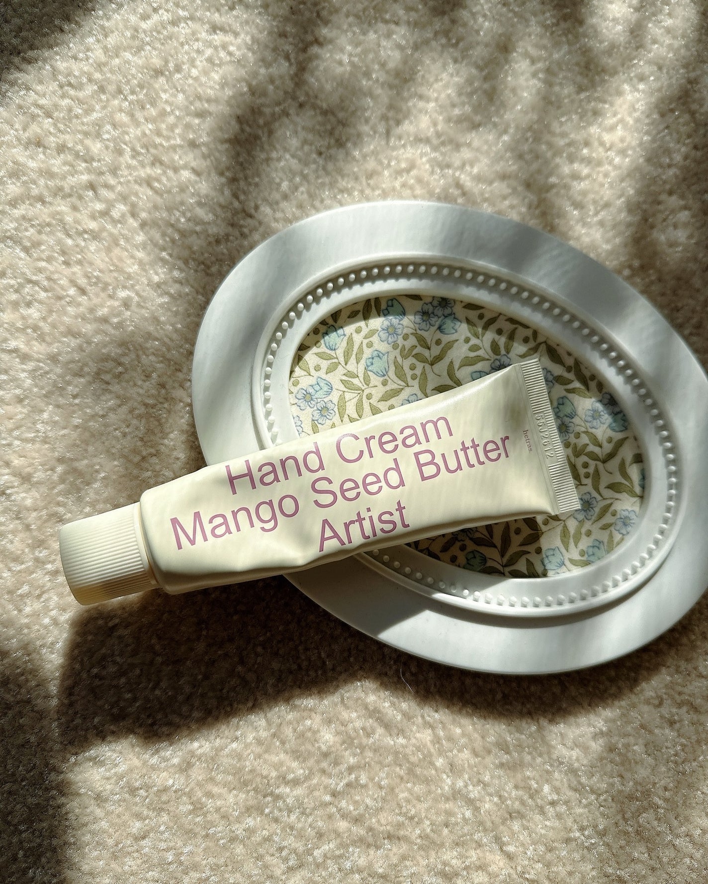 パフュームシルキーハンドクリーム/hetras/ハンドクリームを使ったクチコミ(5枚目)