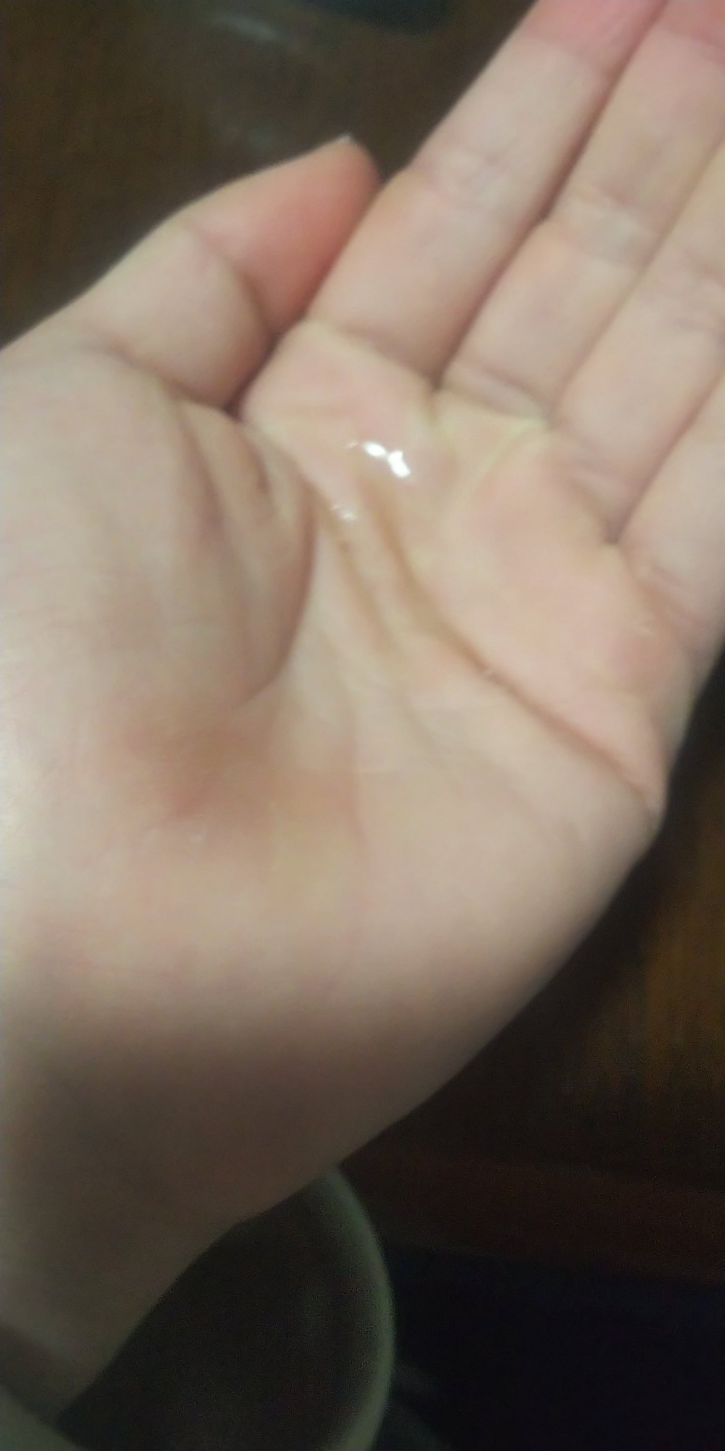 エッセンシャル プレミアム うるりキラリオイル/エッセンシャル/ヘアオイルを使ったクチコミ(2枚目)