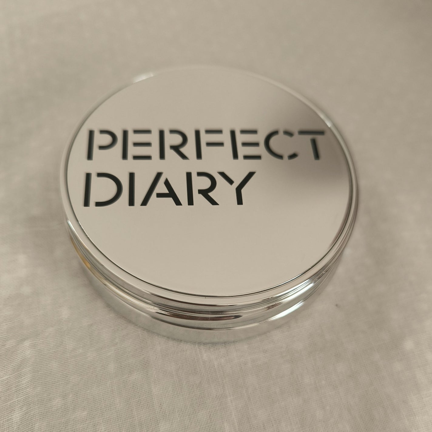 エッセンスコンシーリング UV クッションファンデーション/PERFECT DIARY/クッションファンデーションを使ったクチコミ(1枚目)