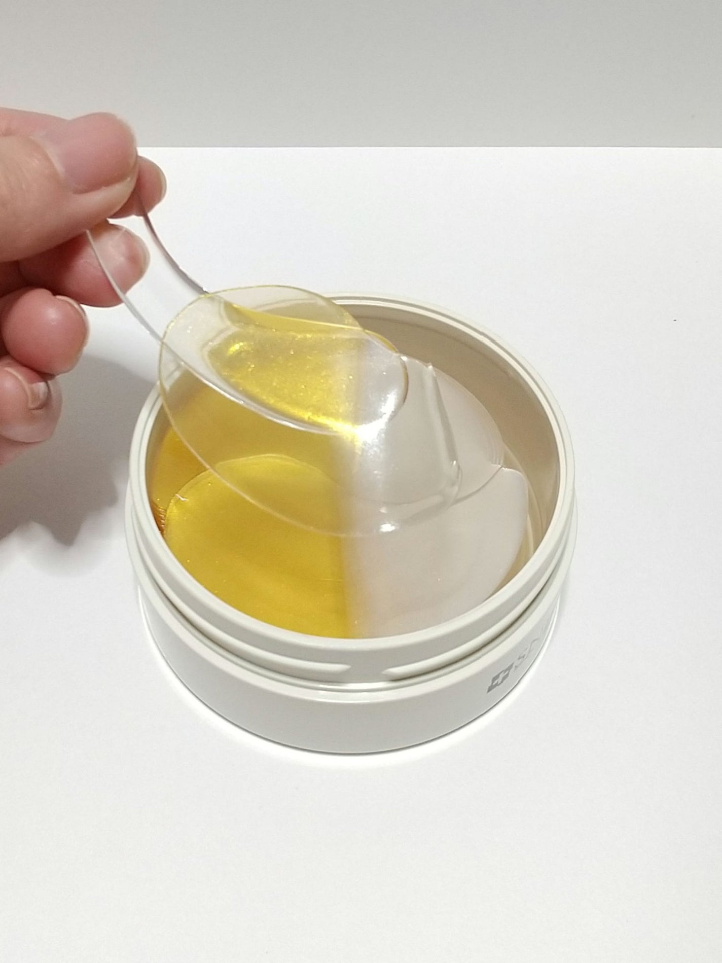 GOLD COLLAGEN DUAL EYE PATCH/SNP/アイケア・アイクリームを使ったクチコミ(3枚目)