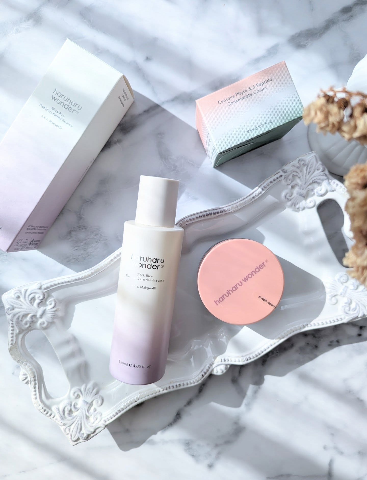 HARUHARU WONDER様から頂きました 

＼冬の乾燥に負けないハリ弾力肌へ／

ハルハルワンダー
🔸センテラフィト&5ペプチドコンセントレイトクリーム
🔸ブラックライスプロバイオティクスバリアエッセンス


─────────