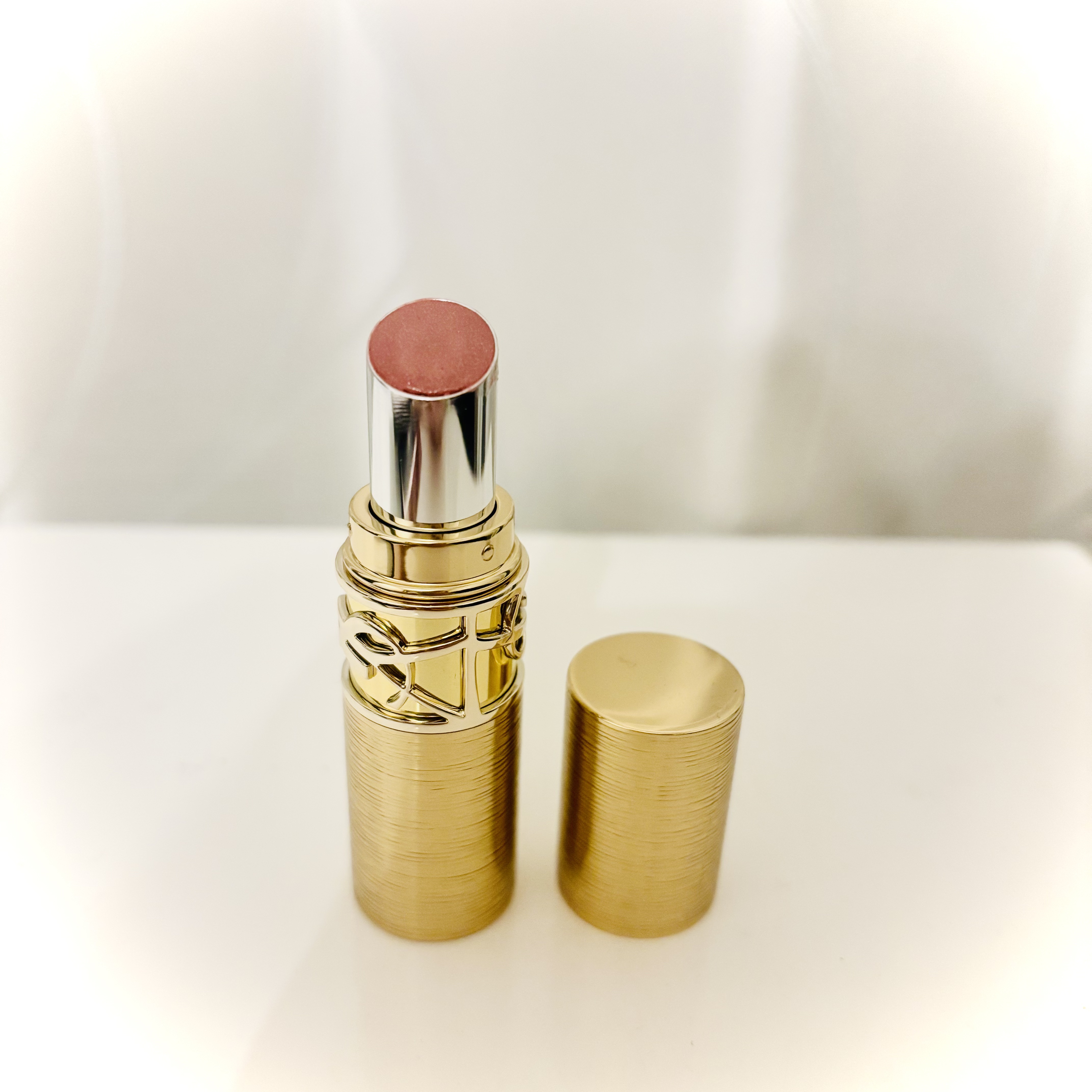 ラディアント タッチ/YVES SAINT LAURENT BEAUTE/リキッドコンシーラーを使ったクチコミ（2枚目）