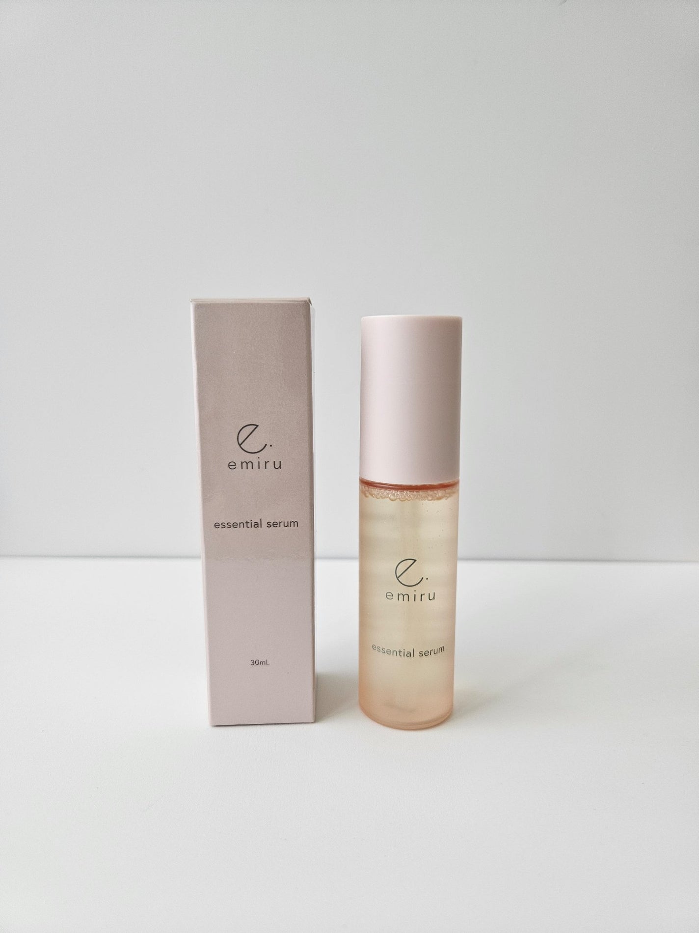 エッセンシャルセラム/emiru/美容液を使ったクチコミ(4枚目)