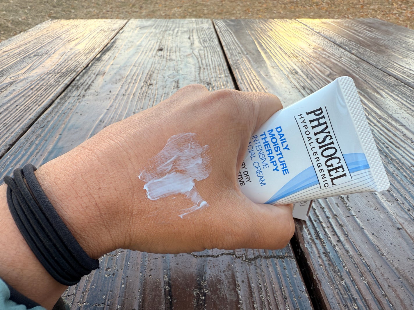 DMT インテンシブフェイシャルクリーム/PHYSIOGEL/フェイスクリームを使ったクチコミ(3枚目)