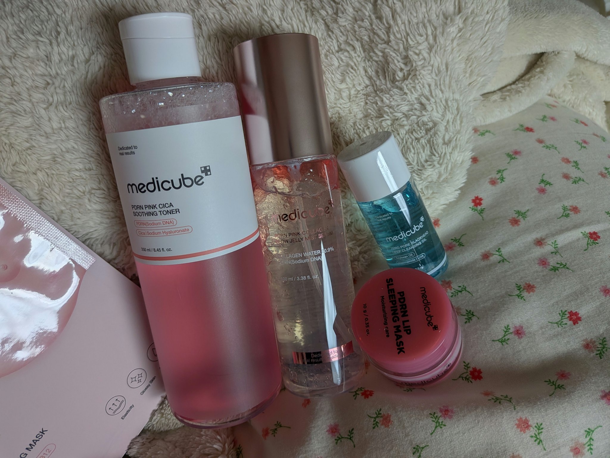 MEDICUBE PDRN ピンクスージングトナーのクチコミ「キューテンのサラ得。
もう商品ページがすり変わっとるわ。

買ったよ、結構前に届きましたよ報告.....」（2枚目）