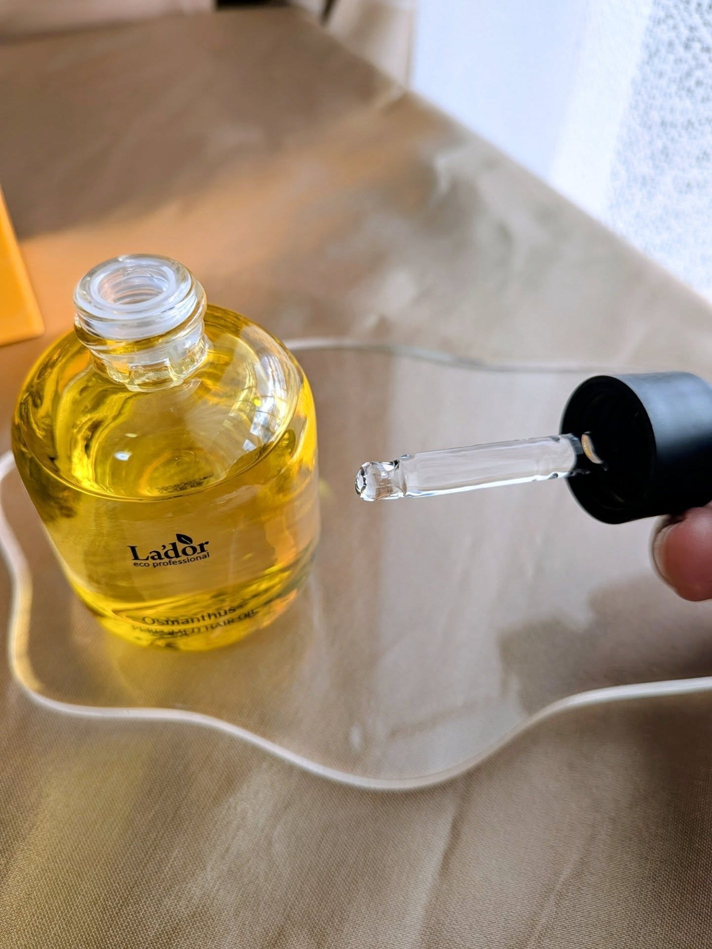 パフュームヘアオイル オスマンサス/La'dor/ヘアオイルを使ったクチコミ(2枚目)