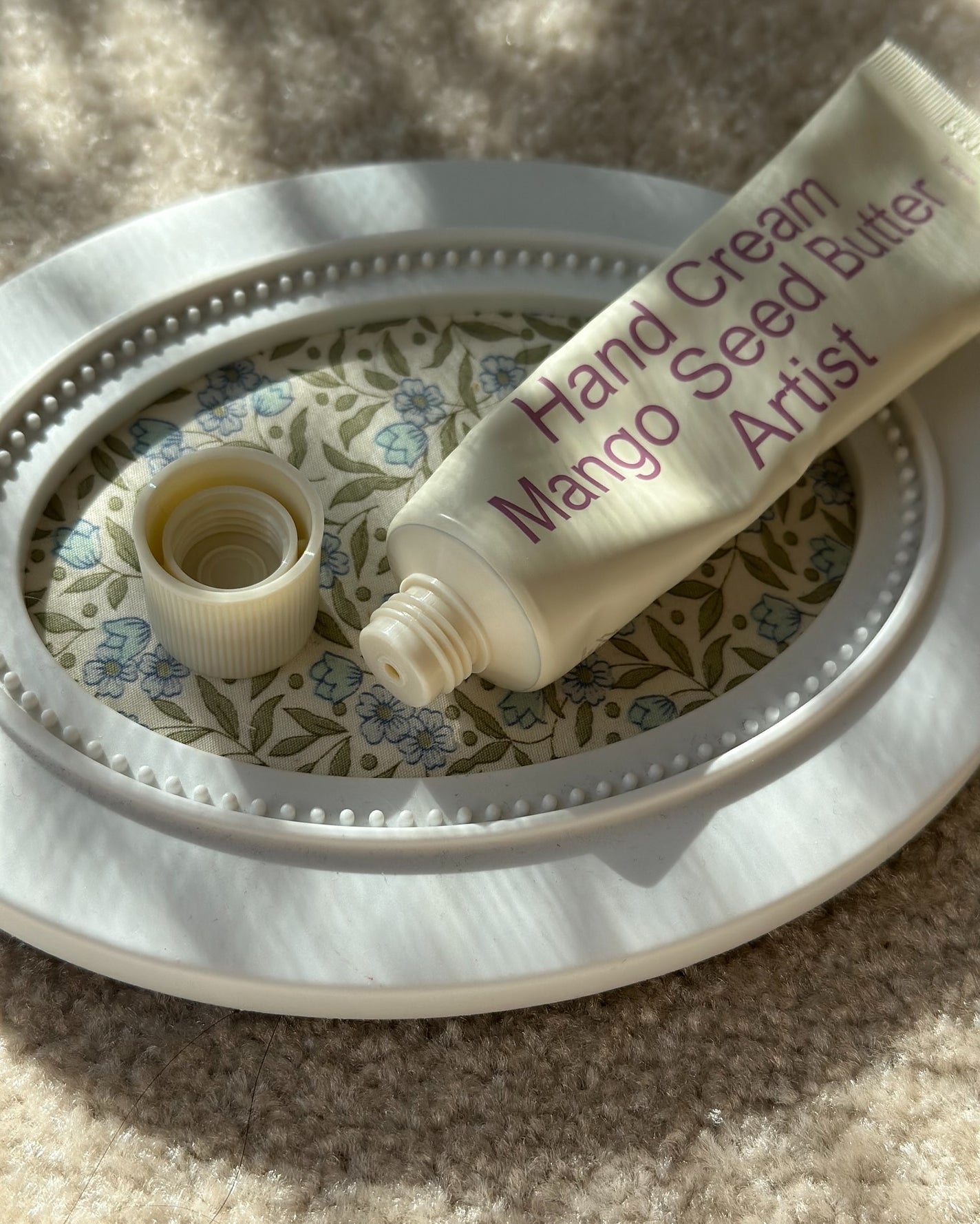 パフュームシルキーハンドクリーム/hetras/ハンドクリームを使ったクチコミ(2枚目)