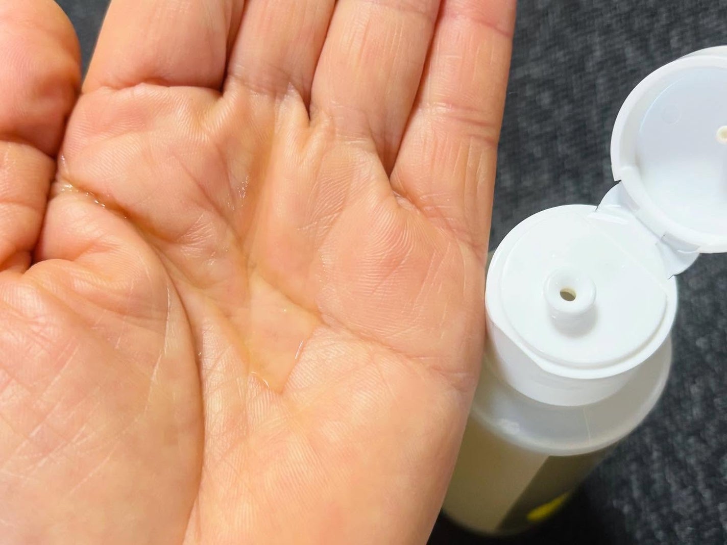 パイナップル豆乳ローションプレミアム/鈴木ハーブ研究所/ボディローションを使ったクチコミ(2枚目)