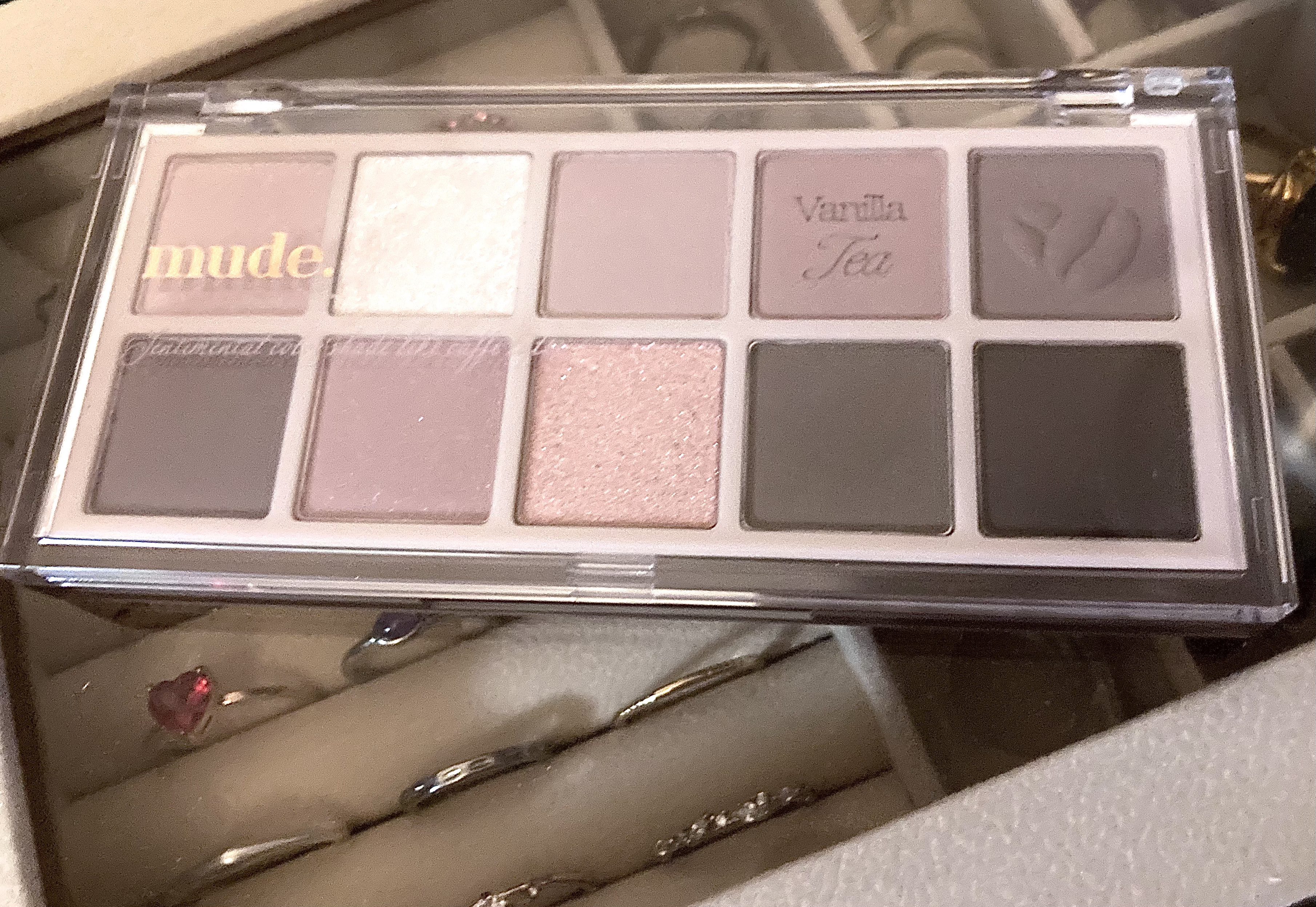 MDショールモーメント アイシャドウパレット/mude/アイシャドウパレットを使ったクチコミ（3枚目）