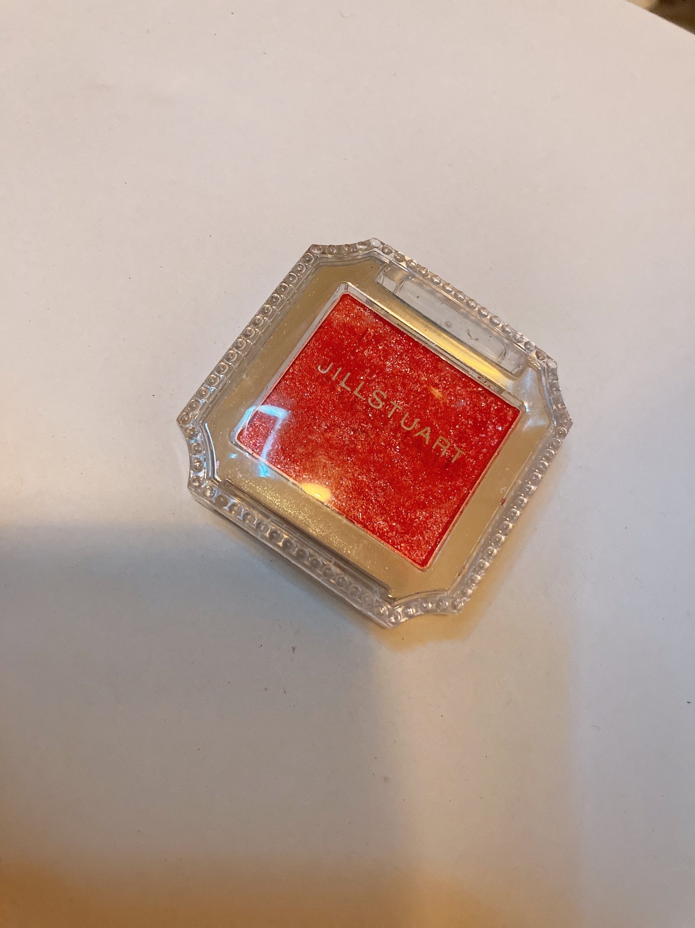 アイコニックルック アイシャドウ/JILL STUART/単色アイシャドウを使ったクチコミ(1枚目)