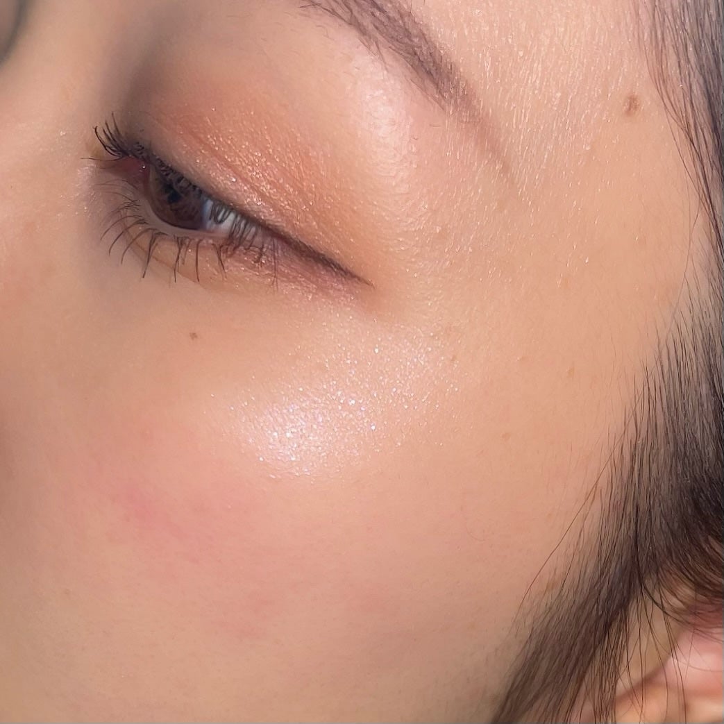 ディオールスキン フォーエヴァー グロウ ルミナイザー(ホリデーコレクション 2025 限定品)/Dior/メイクアップを使ったクチコミ(5枚目)