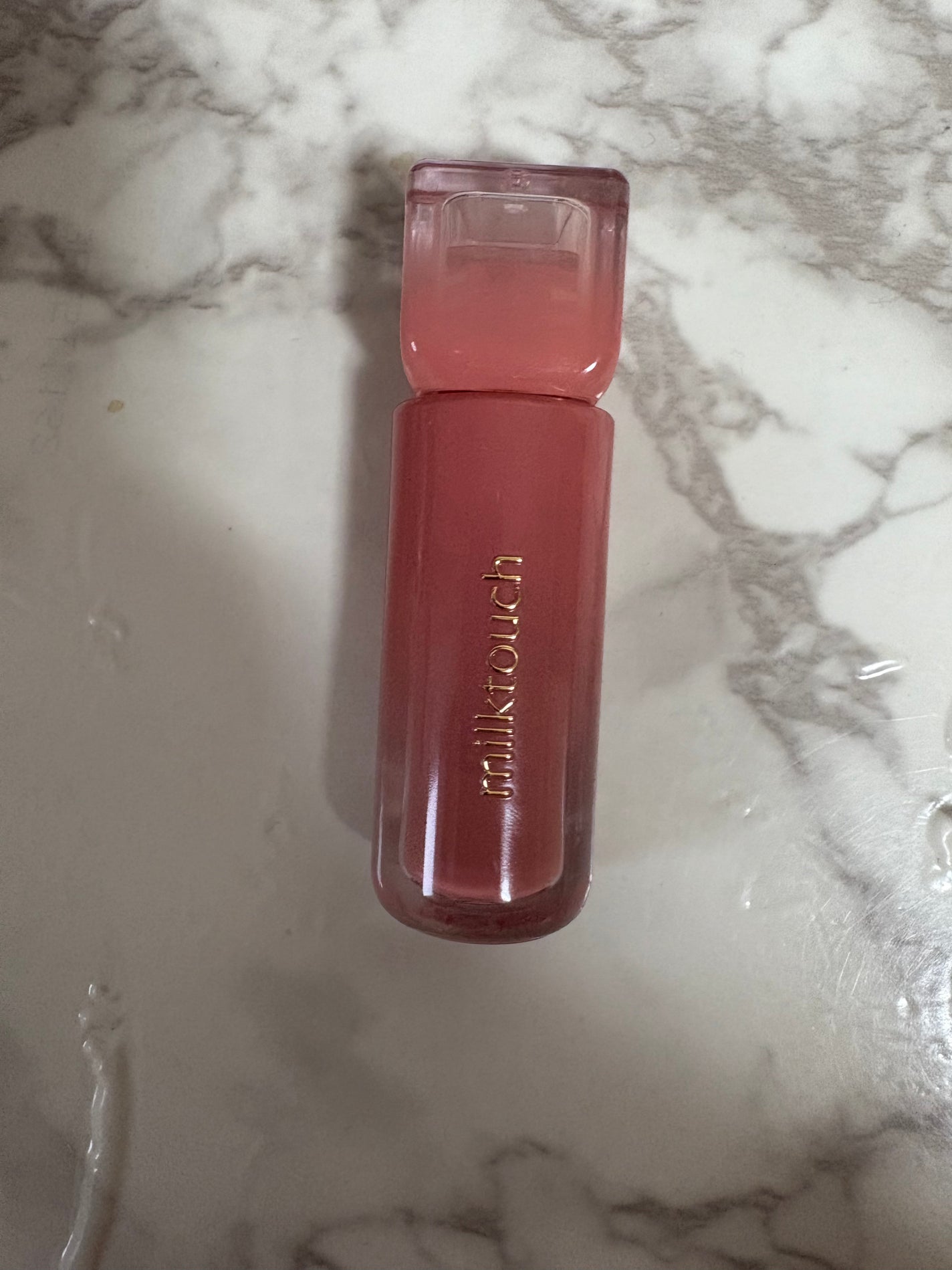 デューステインシアーリップグロス/Milk Touch/リップグロスを使ったクチコミ(1枚目)