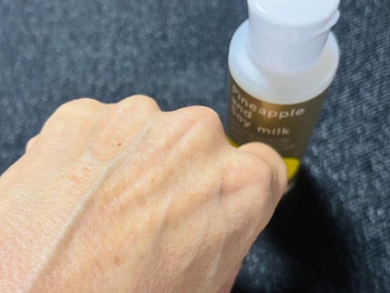 パイナップル豆乳ローションプレミアム/鈴木ハーブ研究所/ボディローションを使ったクチコミ(3枚目)