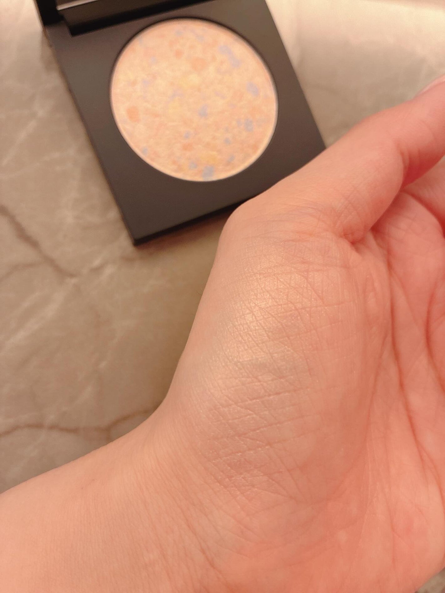 パールライクハイライター/FIVE VIBE/パウダーハイライトを使ったクチコミ(3枚目)