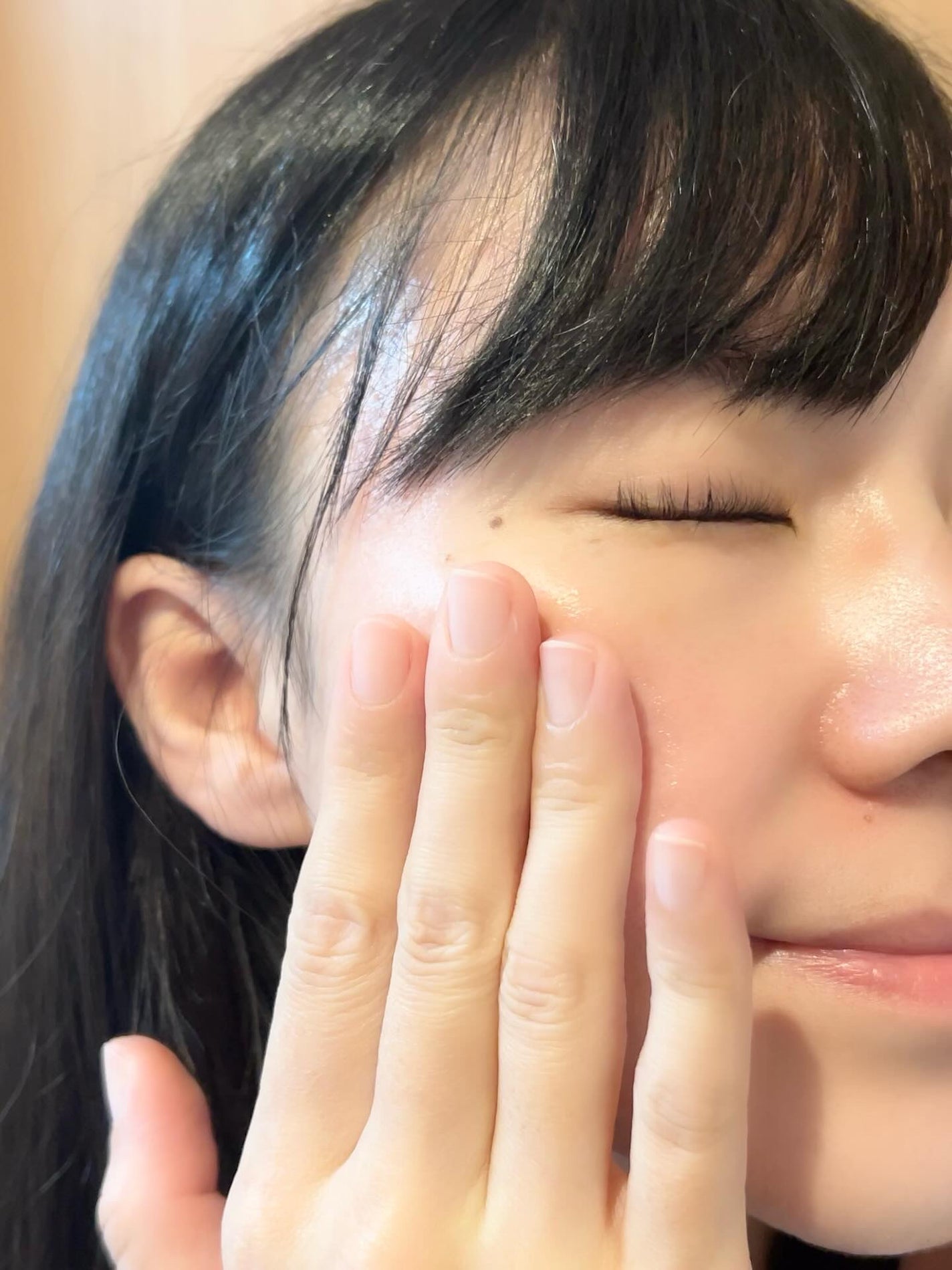 のぶあゆ on LIPS 「.🌙✨素肌に、光が宿るスキンケア✨⠀日中のダメージを受けたお肌..」(8枚目)