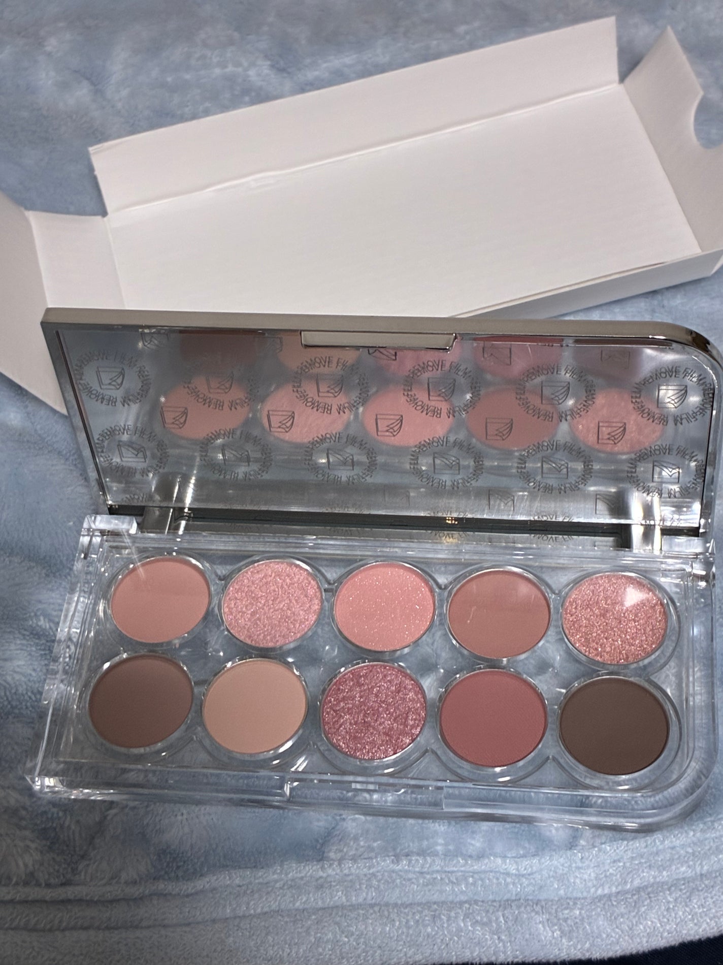 ライト オン アイズ シャドウ パレット/Lummir/アイシャドウパレットを使ったクチコミ(1枚目)