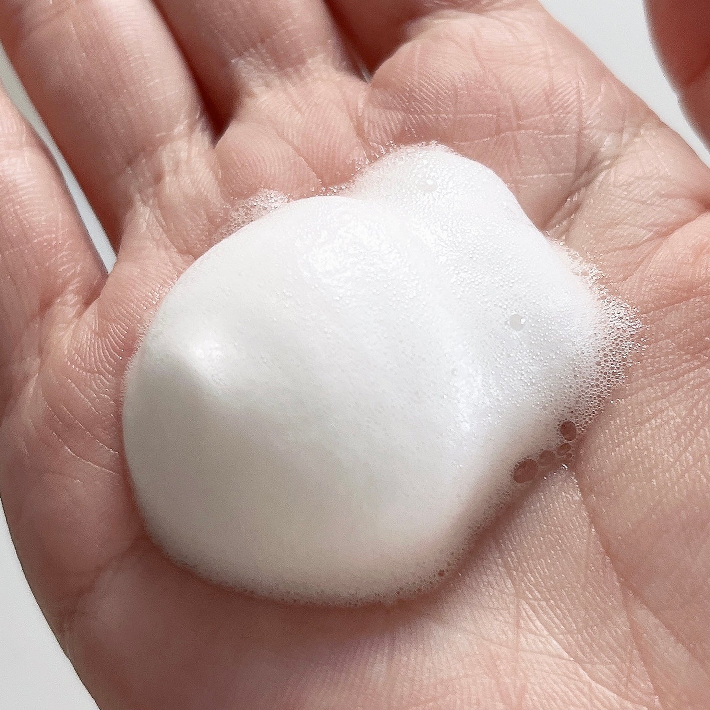 リアルナイアシンアミドグローアップクレンジングフォーム/NEOGEN/洗顔フォームを使ったクチコミ(2枚目)