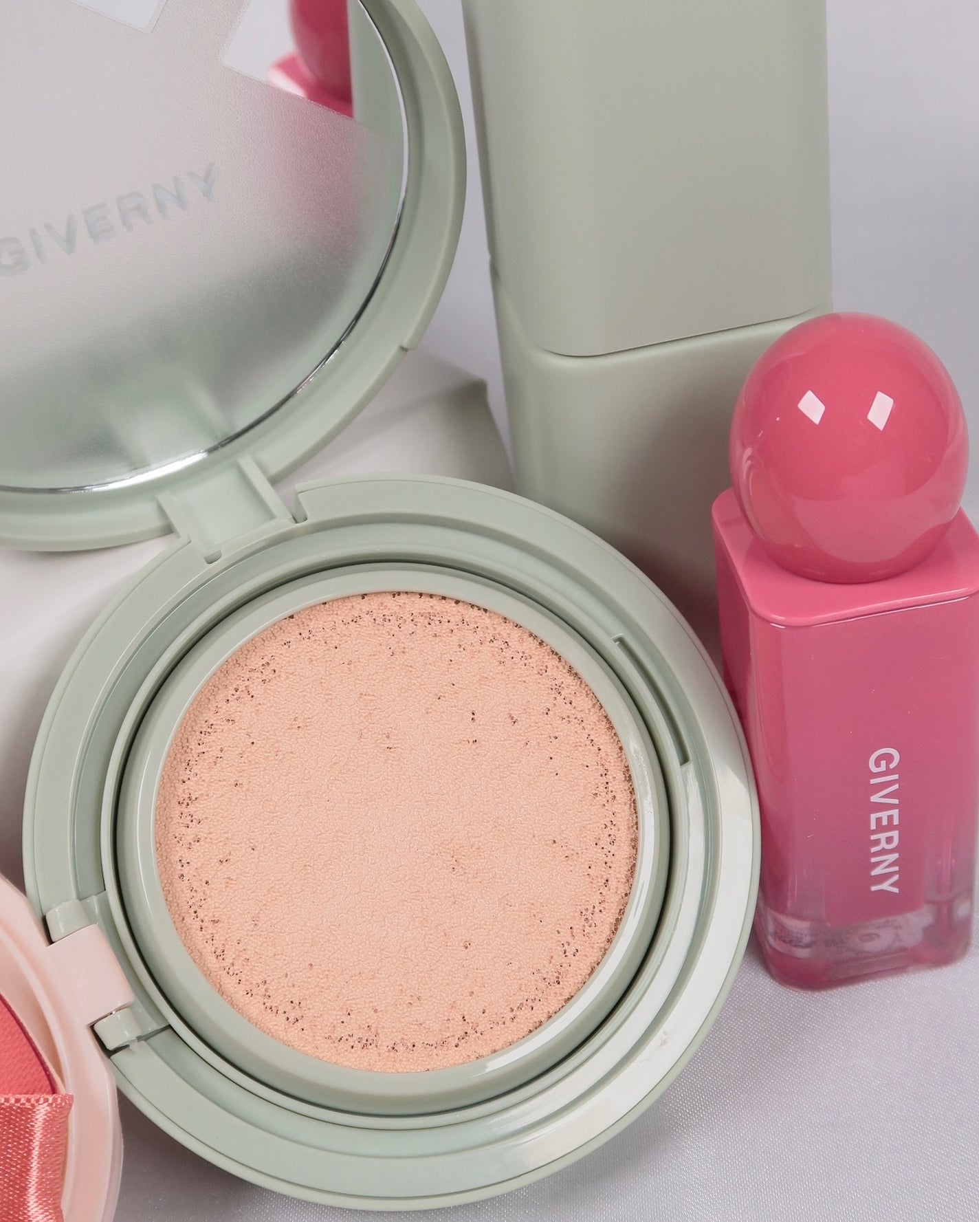 ジヴェルニー 密着カバークッション/GIVERNY/クッションファンデーションを使ったクチコミ(10枚目)