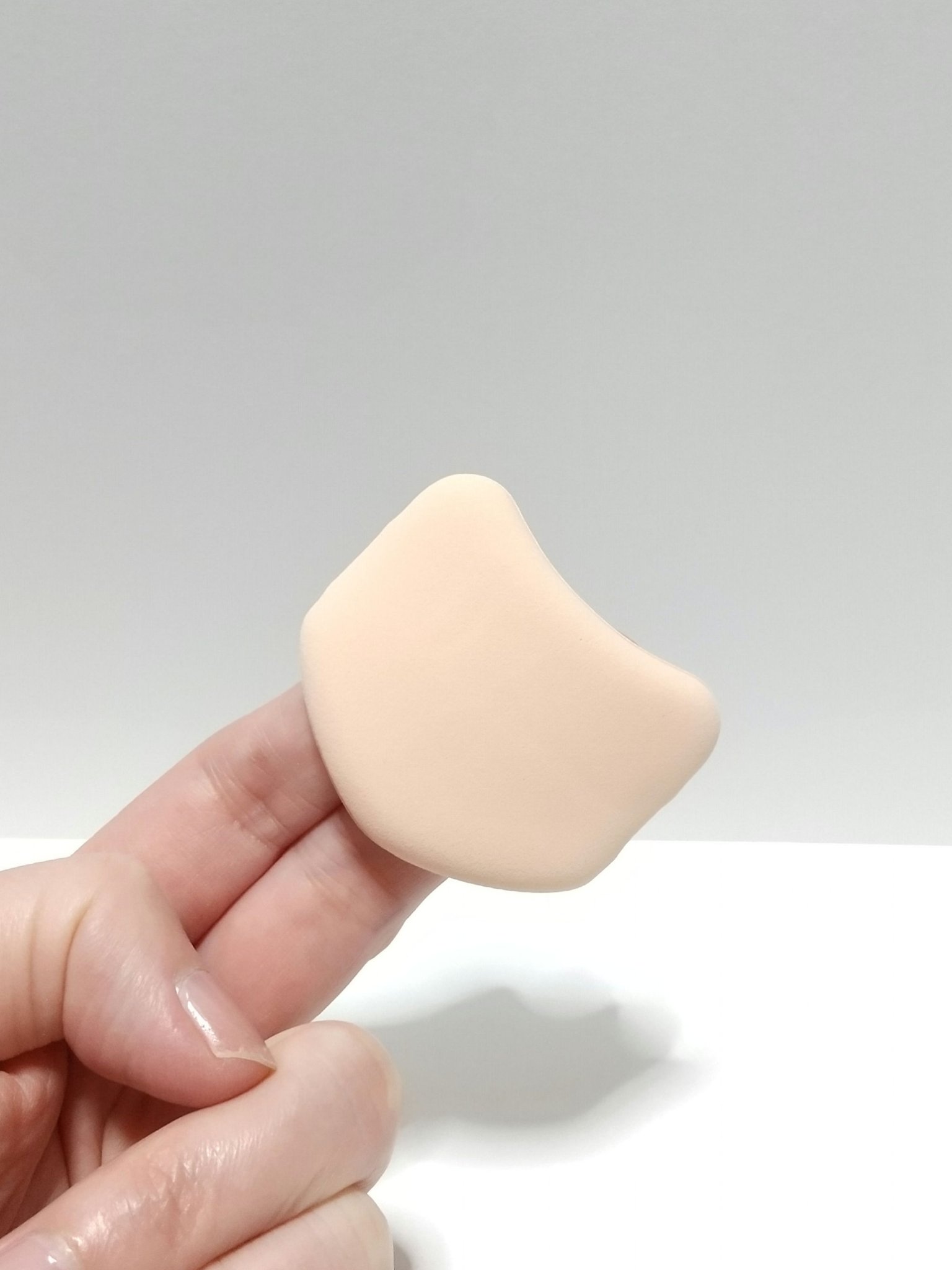 MFL 目元密着クッションファンデパフ/moitiful/パフ・スポンジを使ったクチコミ（2枚目）