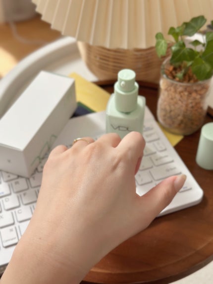 トーンステインカラーコレクティングプライマー/VDL/化粧下地を使ったクチコミ(3枚目)