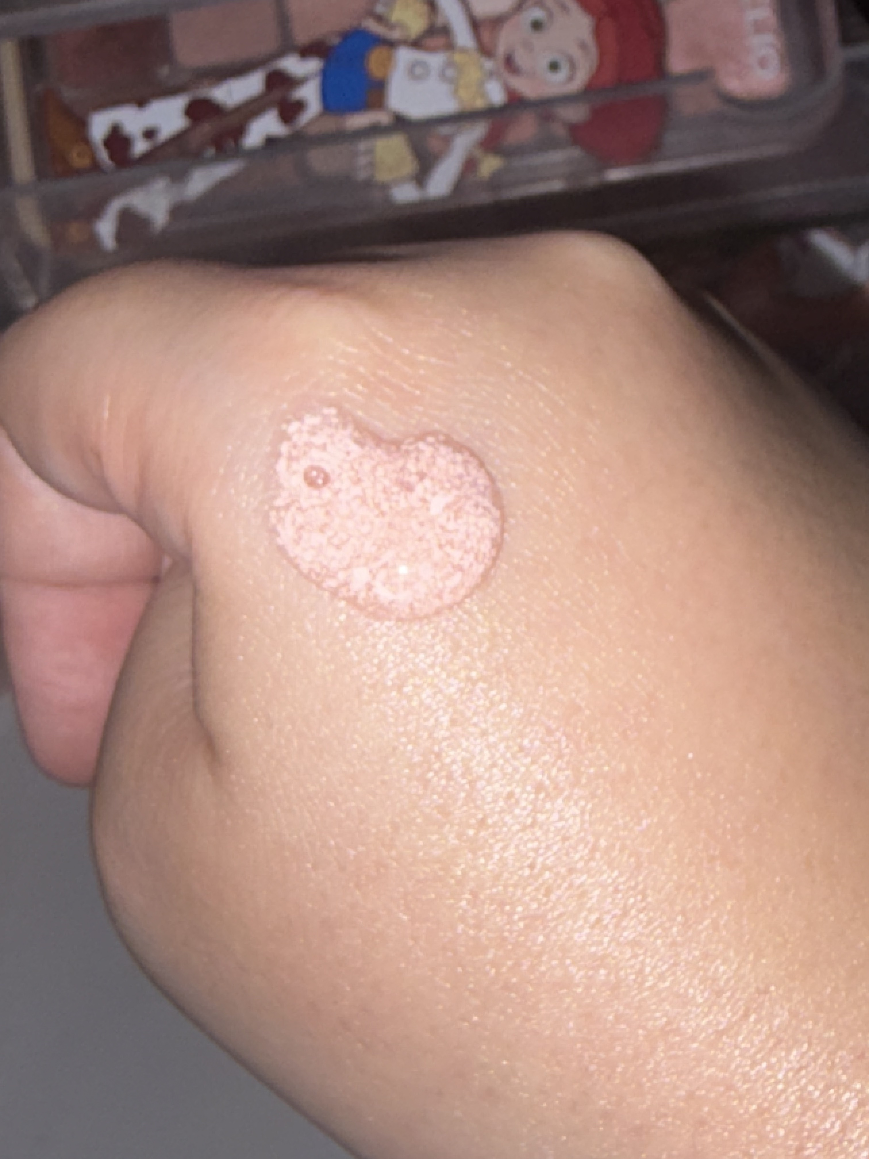 ビタミントーンアップサンセラム/VELY VELY/日焼け止めローションを使ったクチコミ（3枚目）