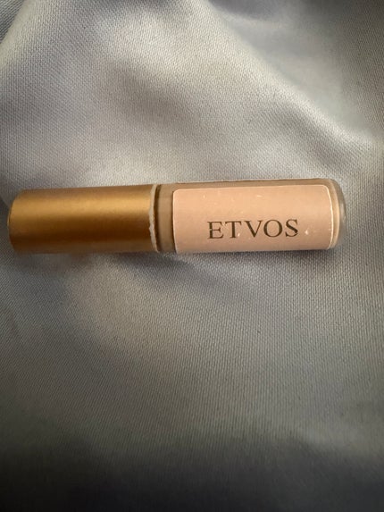 ミネラルインナートリートメントリキッドコンシーラー ナチュラルベージュ/エトヴォス/リキッドコンシーラーの画像