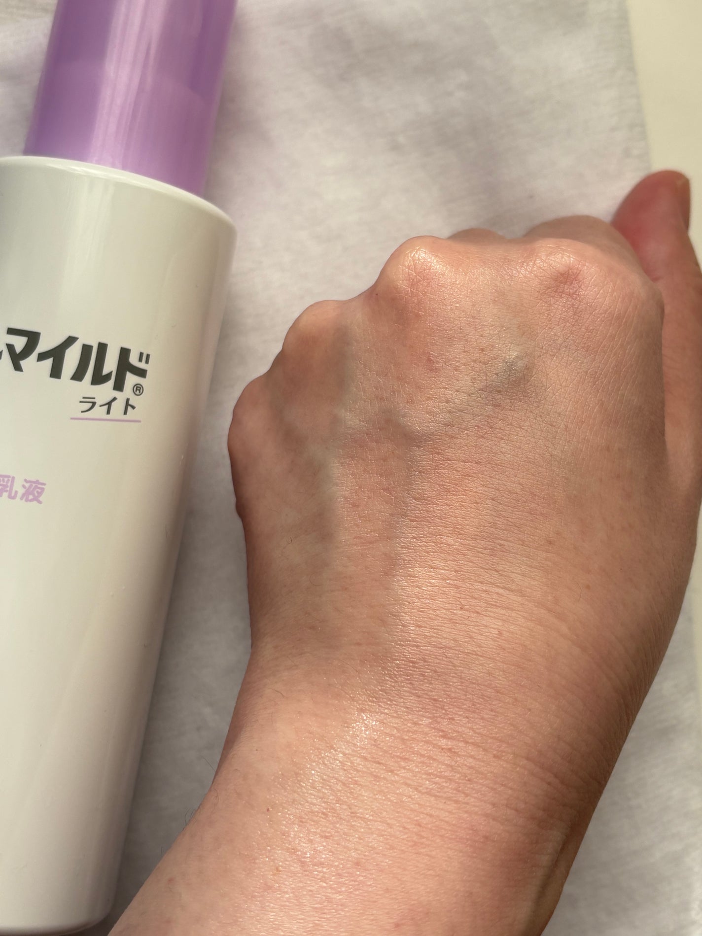 ヒルマイルドライト なめらか乳液/健栄製薬/乳液を使ったクチコミ(3枚目)