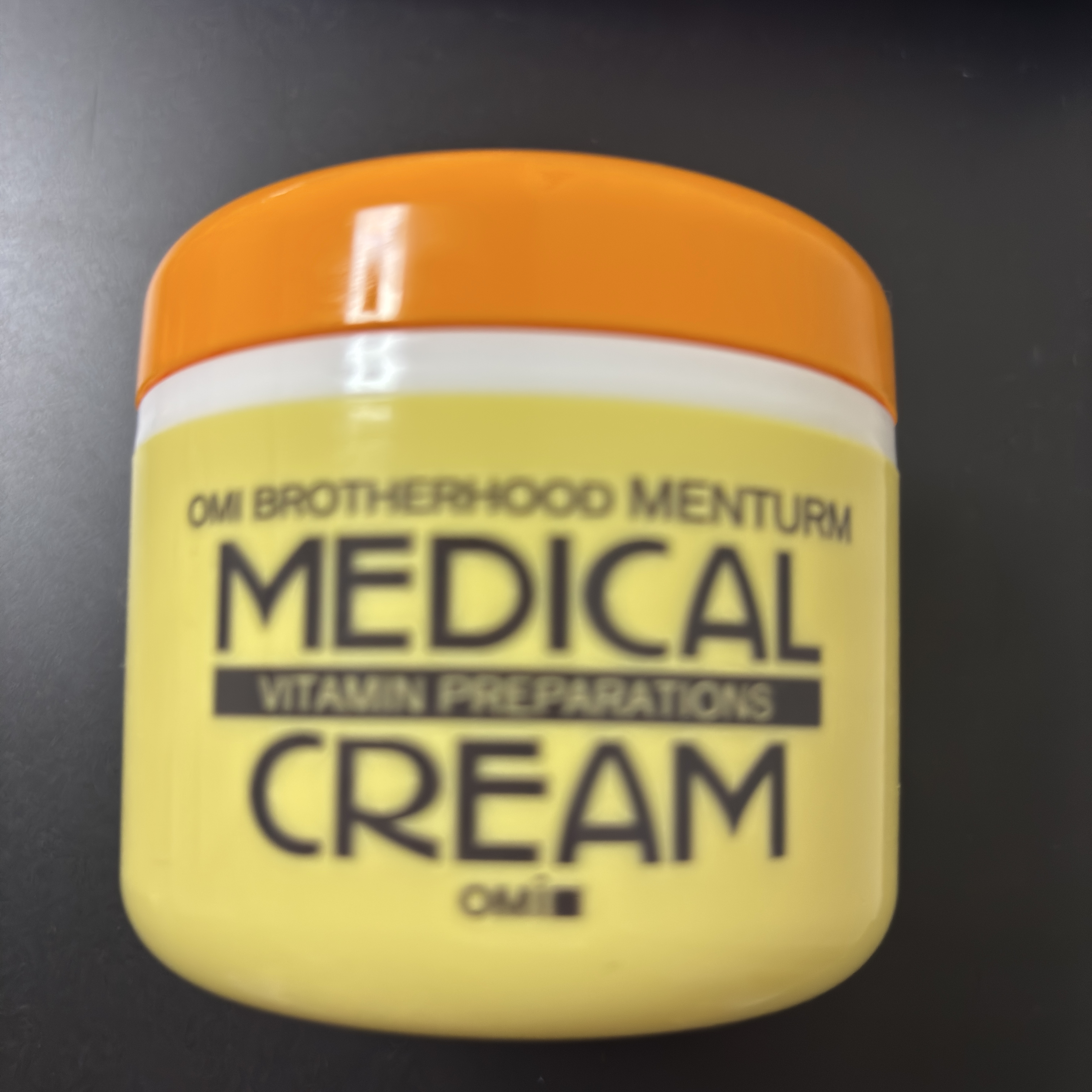 メディカルクリームG（薬用クリームG） 185g/メンターム/ハンドクリームを使ったクチコミ（1枚目）