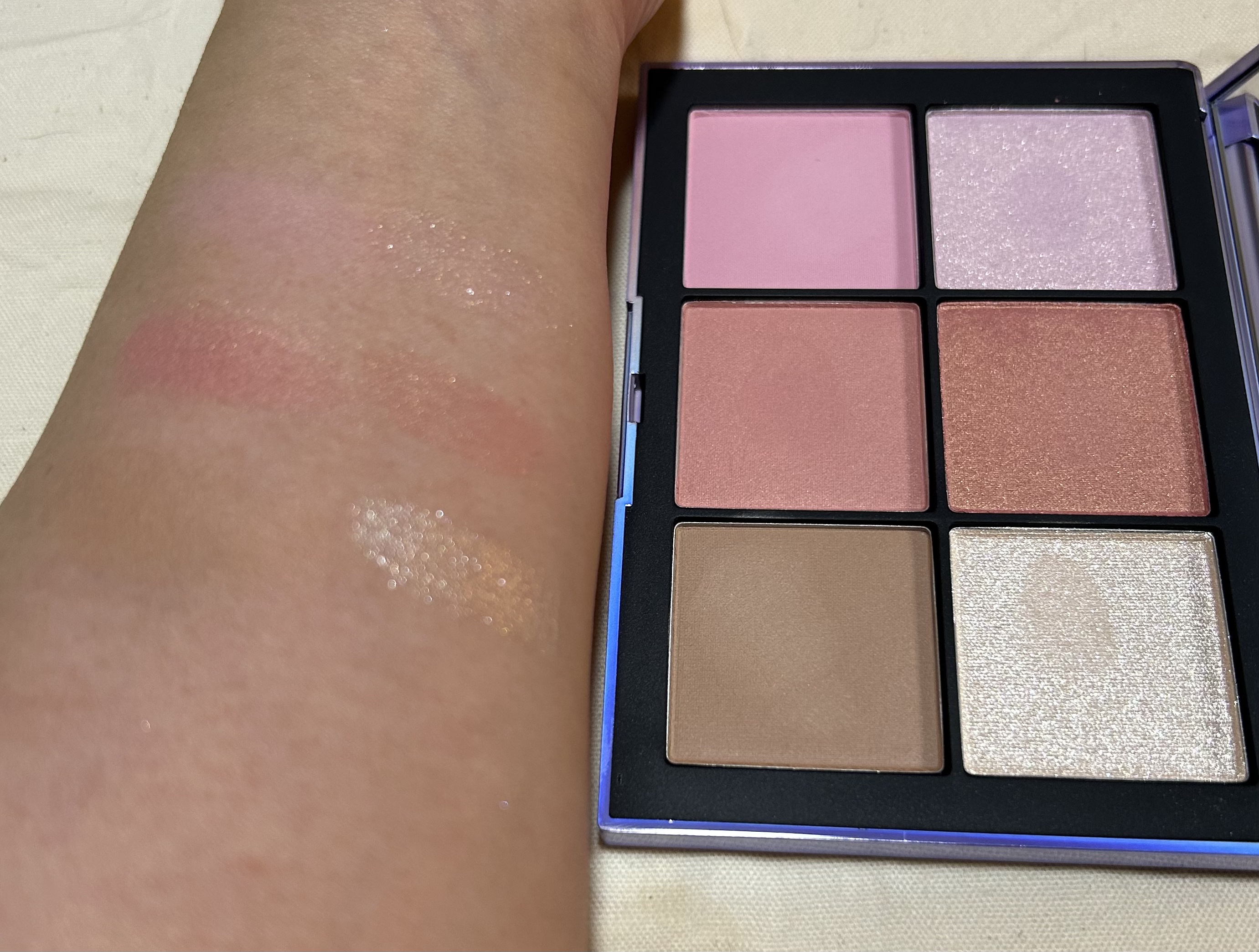 エシリアル オーラ ブラッシュパレット/NARS/パウダーチークを使ったクチコミ（1枚目）