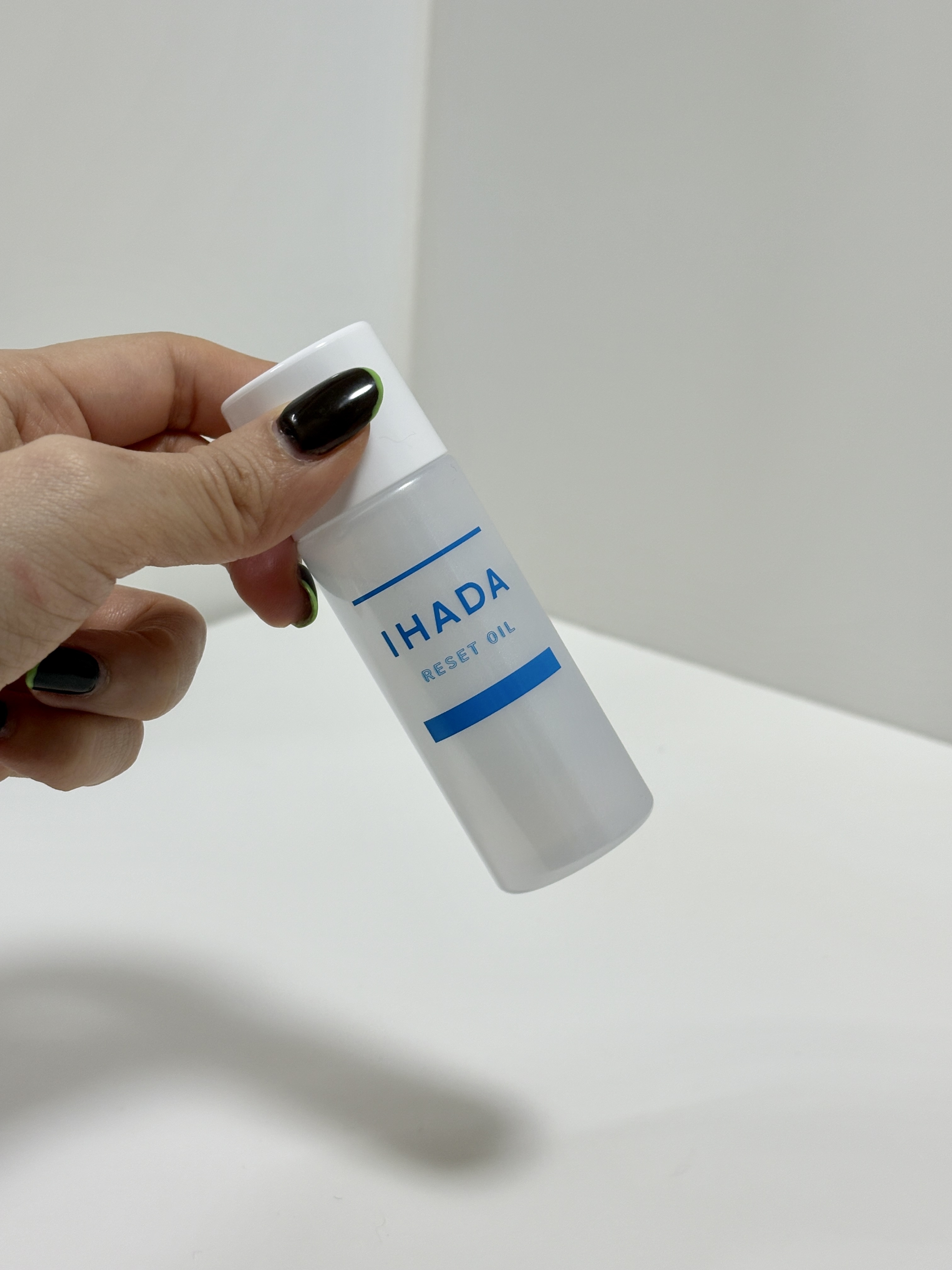 イハダ　薬用リセットオイル（医薬部外品）/IHADA/美容液を使ったクチコミ（1枚目）