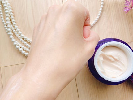 バイオヒールボ プロバイオダーム 3Dリフティングクリーム/BIOHEAL BOH/フェイスクリームを使ったクチコミ(7枚目)