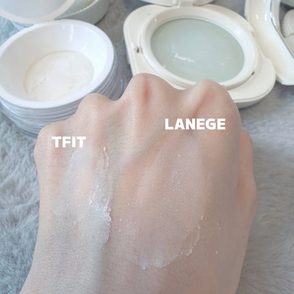 ネオ エッセンシャル フィニッシュパウダー/LANEIGE/ルースパウダーを使ったクチコミ(5枚目)