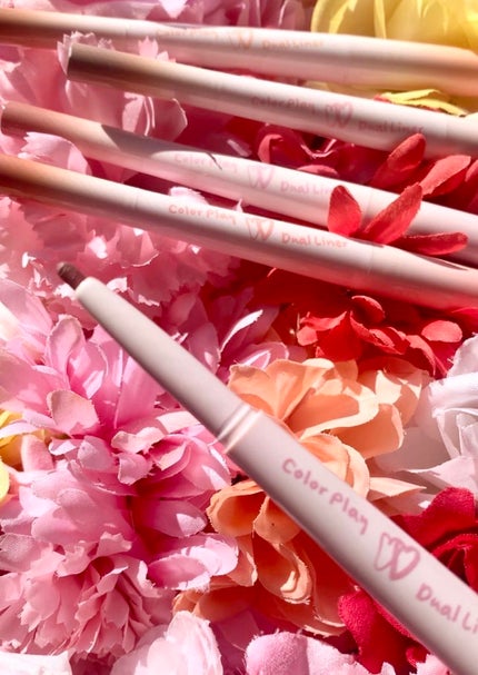 カラープレイデュアルライナー/2aN/スティックアイシャドウを使ったクチコミ(7枚目)