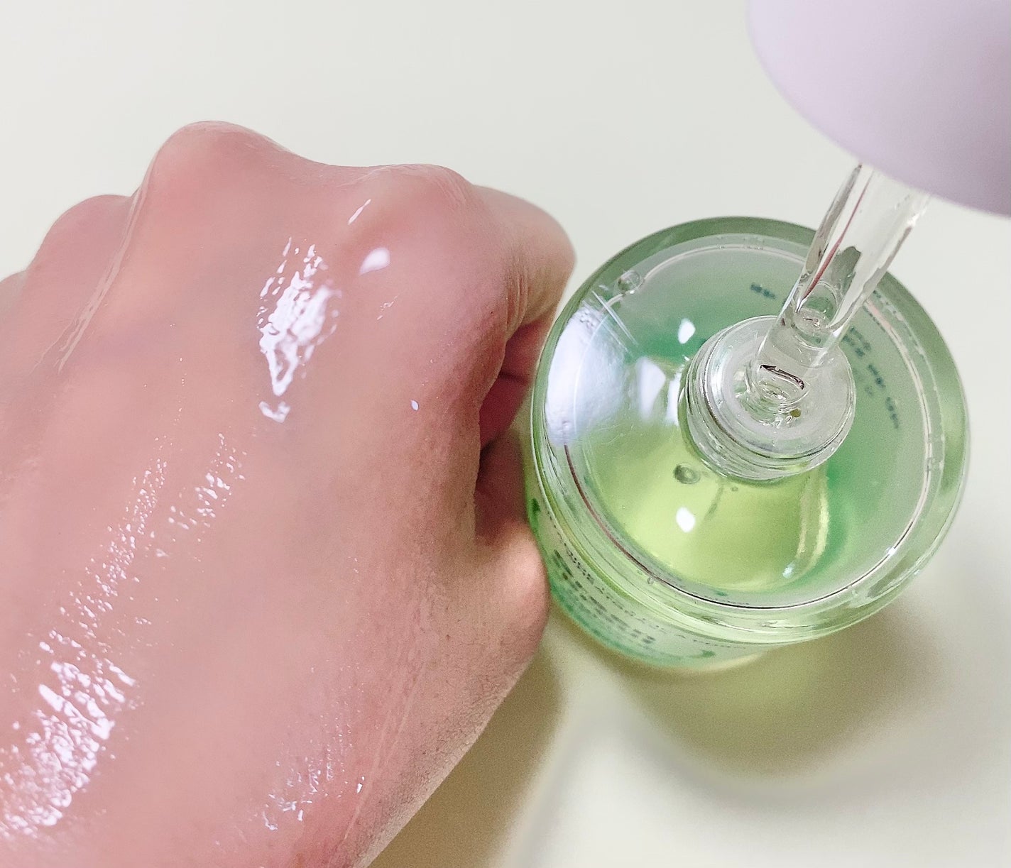 若芽ポアタイトニングセラム/suiskin/美容液を使ったクチコミ(4枚目)