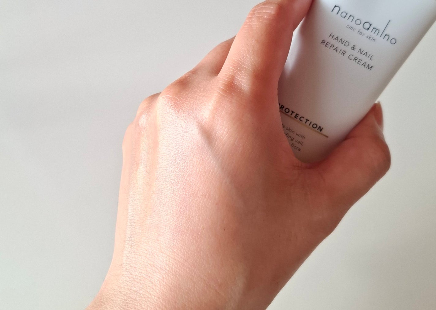 ハンド&ネイル リペア クリーム プロテクション/ナノアミノ/ネイルオイル・トリートメントを使ったクチコミ(4枚目)