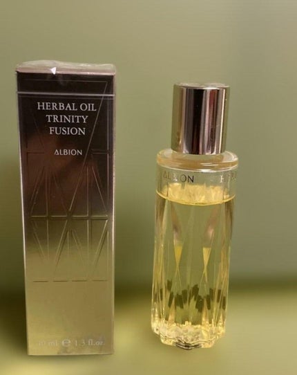 ALBION アルビオン ハーバルオイル トリニティフュージョンのクチコミ「ALBION アルビオン ハーバルオイル トリニティフュージョン
【使った商品】
ALBIO.....」(1枚目)