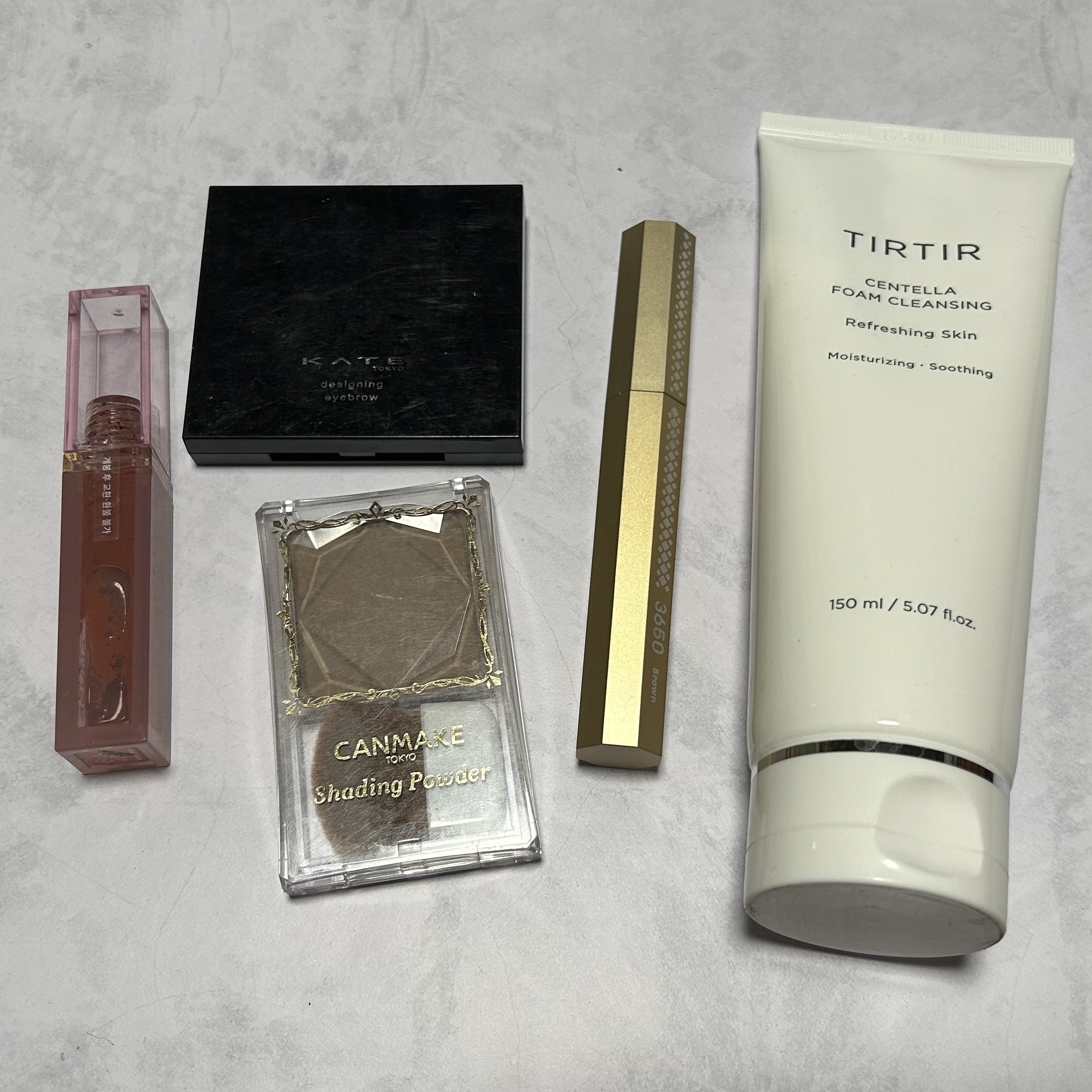 ボンディンググロウリップスティック/Laka/口紅を使ったクチコミ（2枚目）