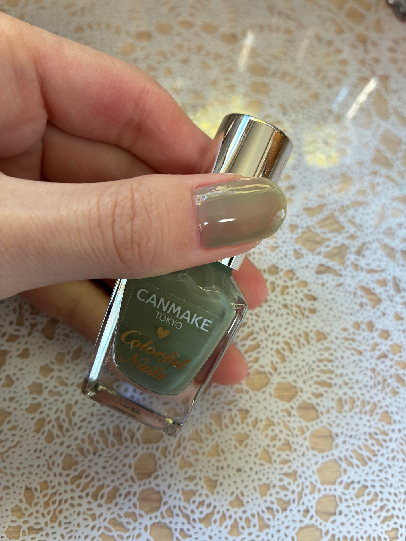 カラフルネイルズ/キャンメイク/マニキュアを使ったクチコミ(3枚目)