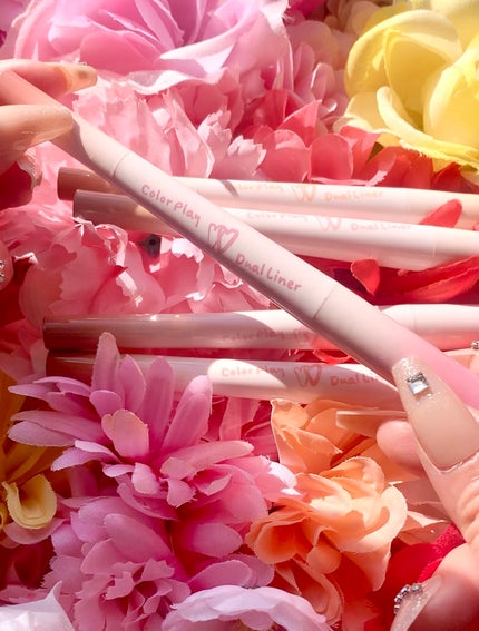 カラープレイデュアルライナー/2aN/スティックアイシャドウを使ったクチコミ(8枚目)