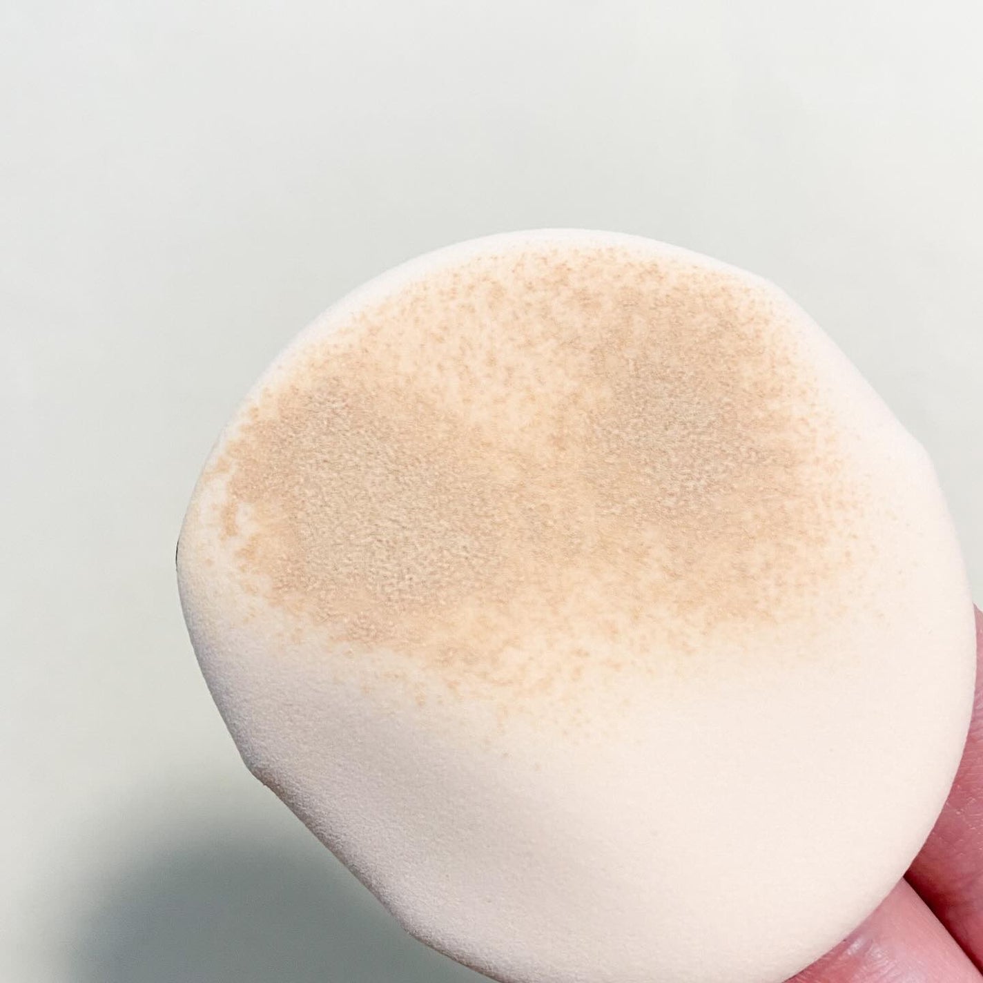 エッセンシャル スキン ヌーダー クッション/JUNG SAEM MOOL/クッションファンデーションを使ったクチコミ(3枚目)