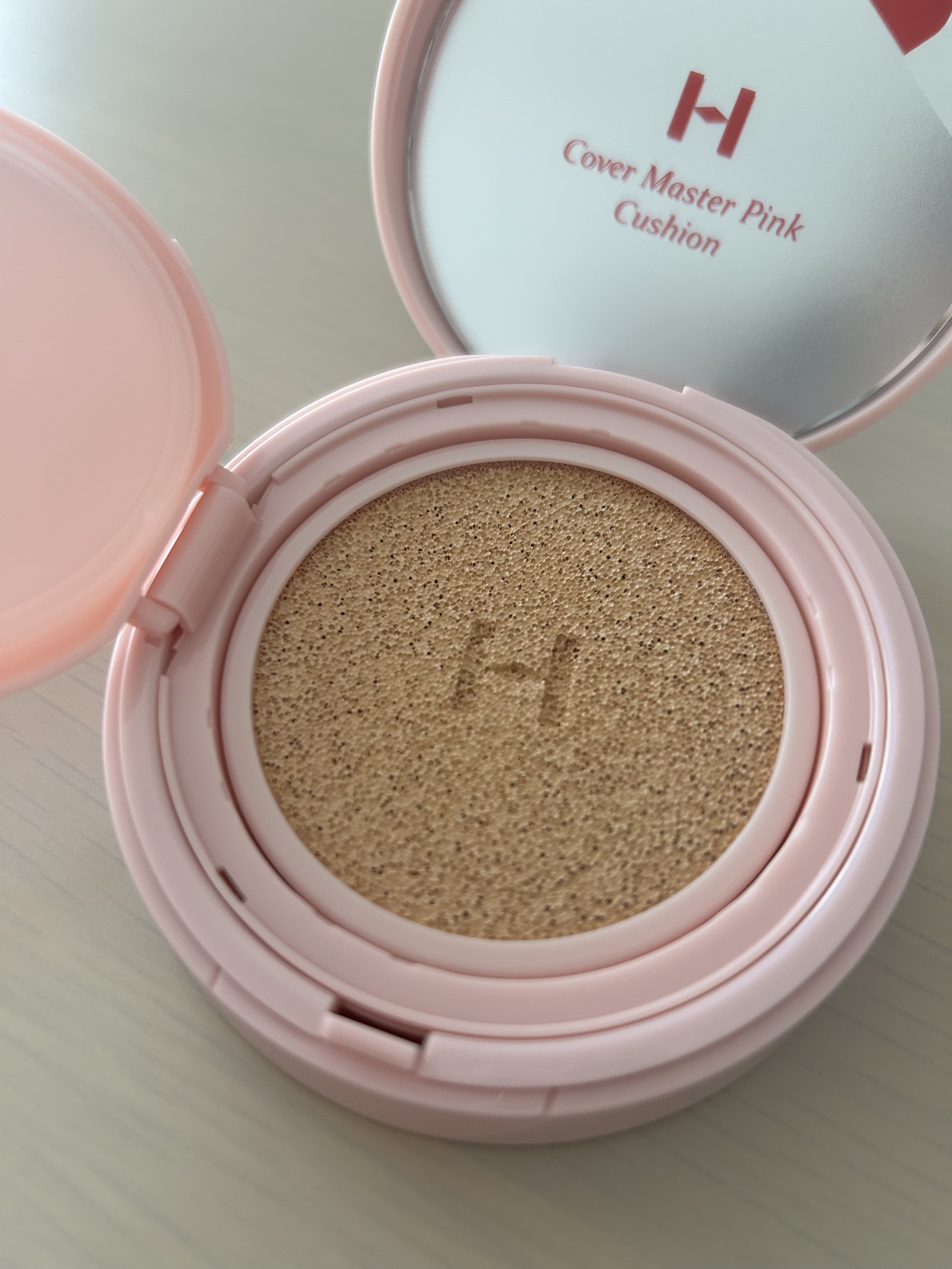 カバーマスターピンククッション/hince/クッションファンデーションを使ったクチコミ（3枚目）